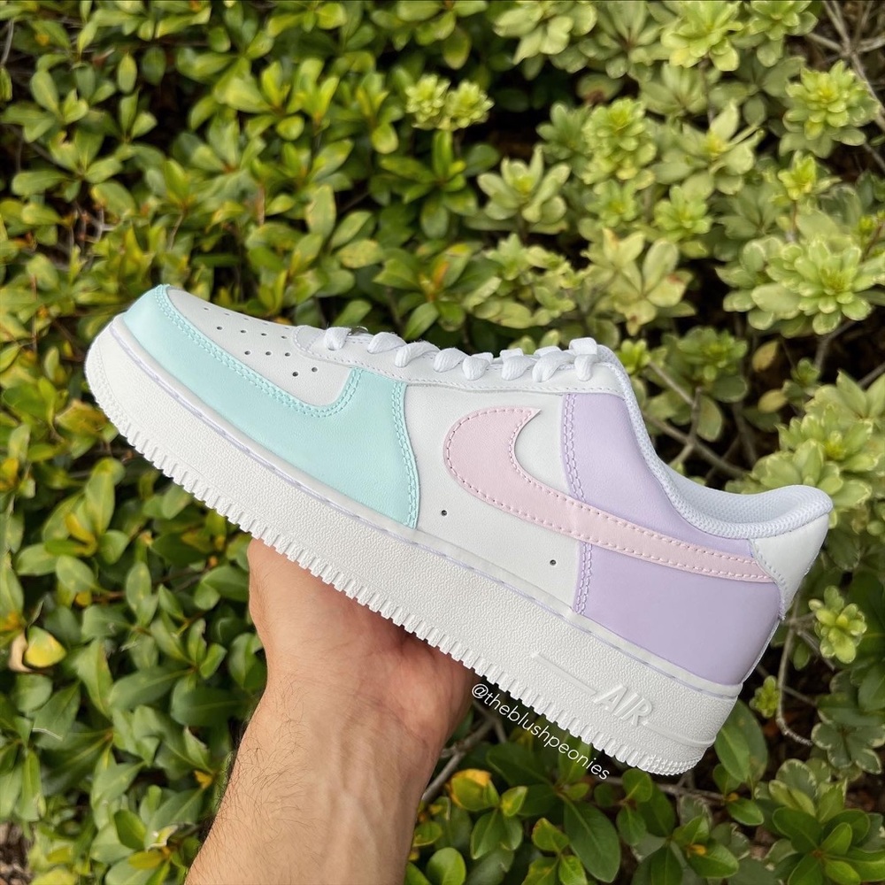 Nike Custom Air Force 1 Low NWT - Picture 2 of 6